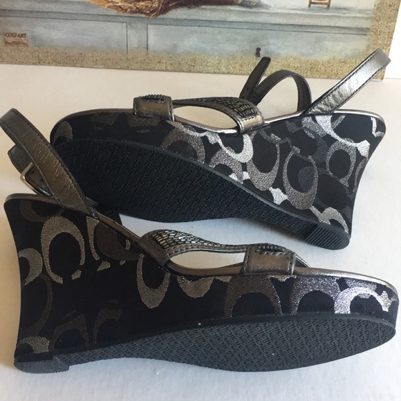 💋Coach Camelia Wedge Heels💋 - Picture 4 of 7